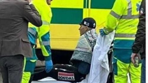 FOTO Remco Evenepoel, dublu campion olimpic la ciclism, multiple fracturi după ciocnirea cu o mașină a poștei belgiene