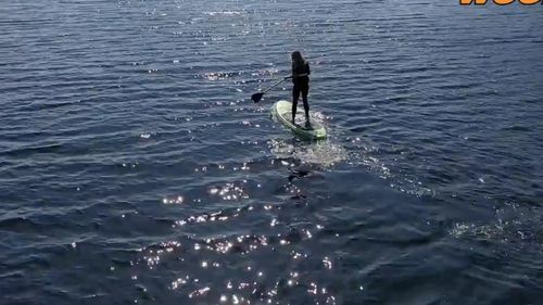 Tulcea: Plăci de stand-up paddle pot fi testate gratuit pe lacul Ciuperca, în cadrul unui proiect finanțat cu fonduri europene