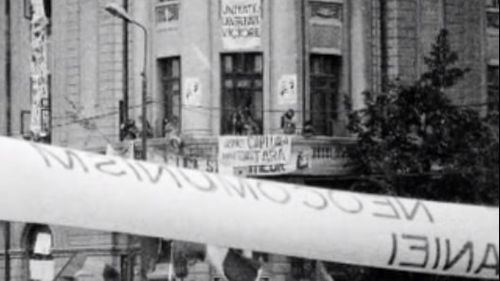 Avertisment pentru ministrul Educaţiei: Poate că a venit vremea să redeschidem balconul Universității pe care îl ținem închis de la mineriade