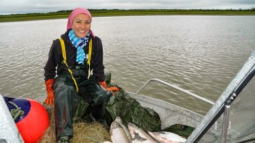 Victorie surpriză în Alaska: Mary Peltola (Partidul Democrat) o învinge pe Sarah Palin (Partidul Republican) într-un scrutin parțial pentru Camera Reprezentanților