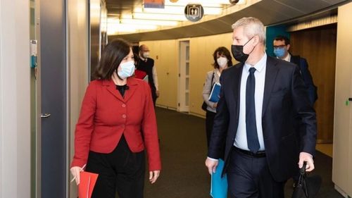 Vicepreședinta Comisiei Europene, Vera Jourova, cere României un calendar realist al reformelor din justiție, 2022 e văzut ca un an critic / În privința desființării SIIJ, ministrul Cătălin Predoiu invocă opinii divergente în sistemul judiciar