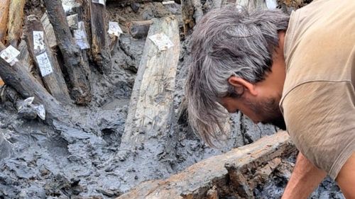 Urme de paşi fosilizate descoperite în Kenya demonstrează că două specii umane străvechi au coexistat în urmă cu 1,5 milioane de ani