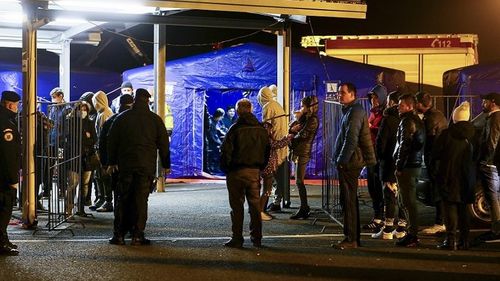 Surse: Intrarea în România va fi mult mai facilă de la 1 februarie, dispare clasificarea țărilor pe culori. Ce modificări discută Comitetul Național pentru Situații de Urgență