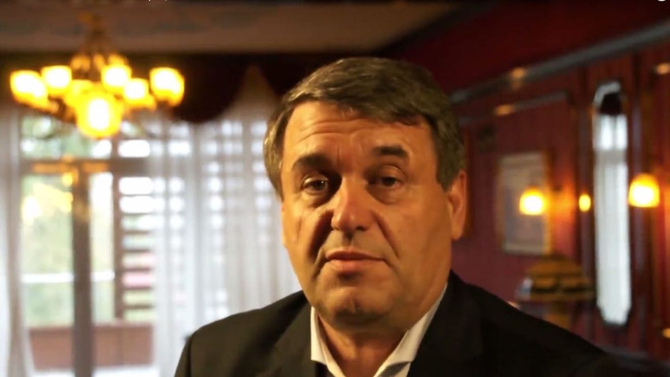 Back in business: Compania naşului procurorului general Bogdan Licu a câştigat un contract de 1,7 milioane de euro cu Compania Aeroporturi Bucureşti pentru echipamentele de control cu raze X