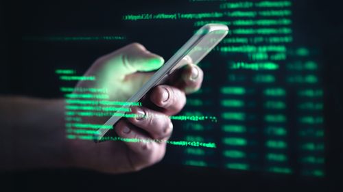 MI6, serviciul britanic de informaţii, recrutează spioni pe dark web