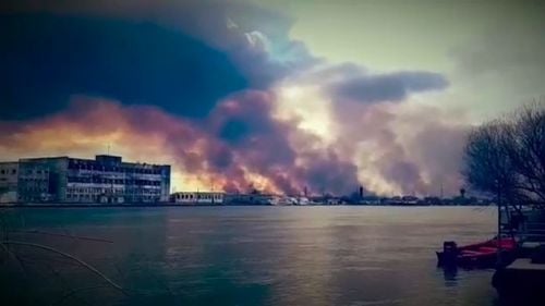 VIDEO Mai multe incendii de vegetație  în zona Sulina / Administraţia Deltei Dunării reamintește care sunt amenzile pentru incendierea vegetației