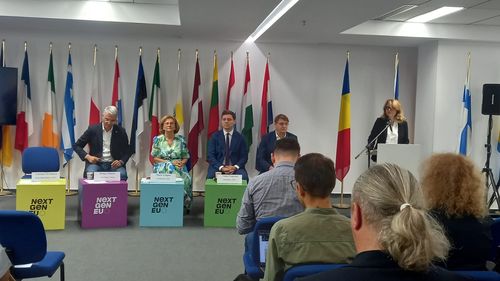 Dezbatere Biroul Parlamentului European în perspectiva alegerilor 2024/ Europarlamentarii români PSD și REPER așteaptă ca președinta Comisiei Europene să exprime clar o delimitare de partidele extremiste și pro-ruse