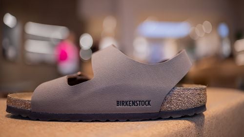 Justiția germană a decis că sandalele Birkenstock nu sunt opere de artă