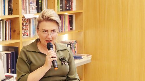 Fosta directoare a Colegiului Pedagogic din Timișoara, Claudia Muntean, a fost demisă de inspectoratul școlar la 2 zile după ce fusese repusă în funcție printr-o decizie a instanței