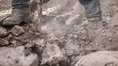 Cum ne vor schimba joburile temperaturile extreme? Principalele schimbări în funcție de locul unde lucrăm