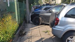 Polonia se pregătește să interzică parcarea mașinilor pe trotuare