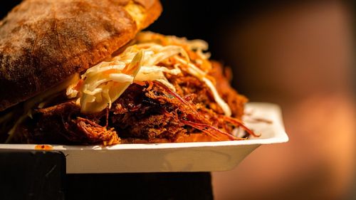 „Festival du Bonheur – Pour les Gourmands” / Burgeri, pizza, paste și muzică, în acest weekend, pe Bulevardul Kiseleff / Cântă Grasu XXL și Speak