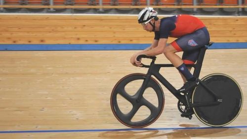 Medalie de aur pentru ciclistul român Daniel Crista la Cupa Mondială de velodrom de la Cali