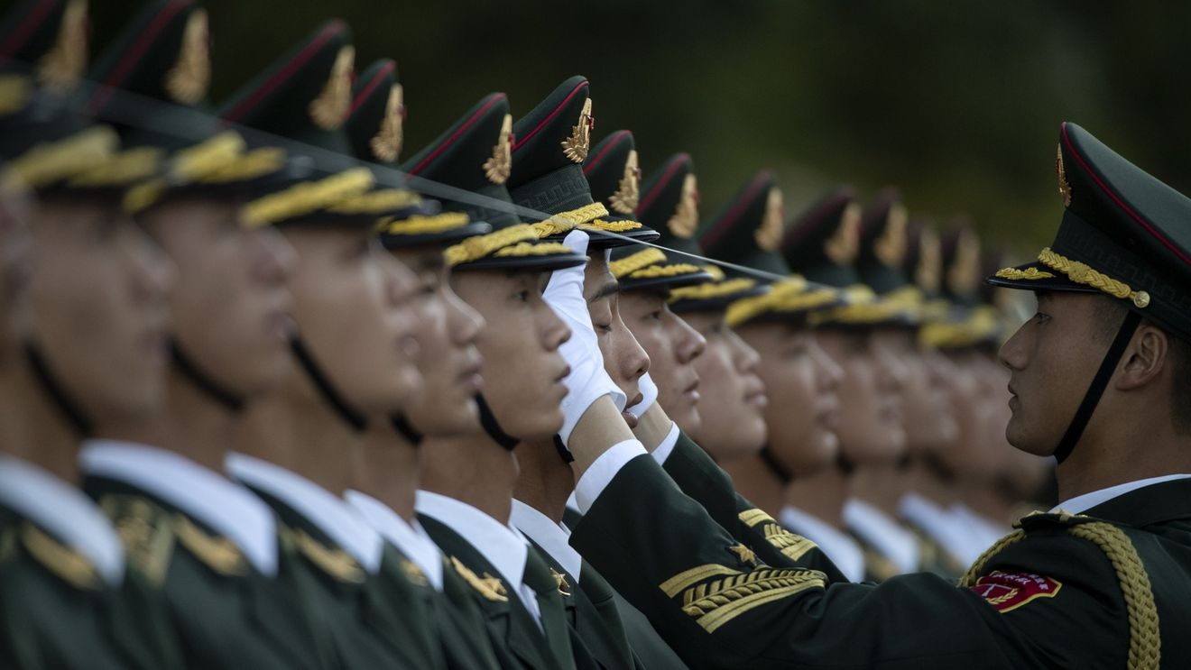 China stabileşte un obiectiv ambiţios de creştere de 5% pentru 2024 / Cheltuielile militare vor creşte cu 7,2%