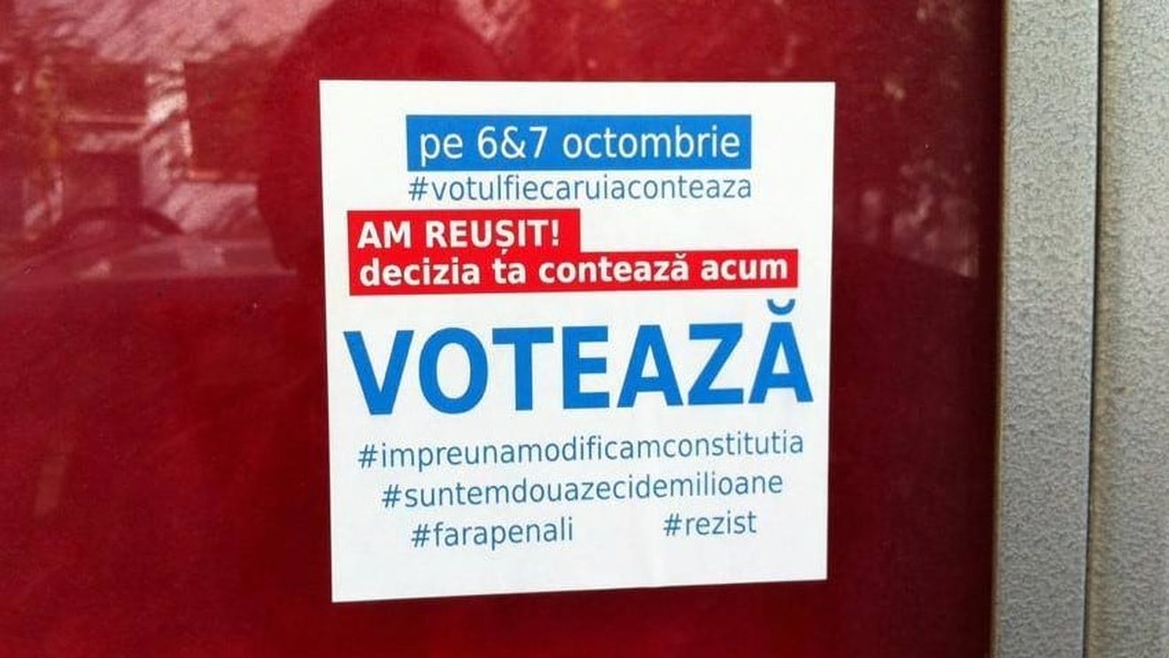 Mesaje manipulatoare cu însemnele „Fără penali”, folosite pentru a promova „referendumul pentru familia tradițională”