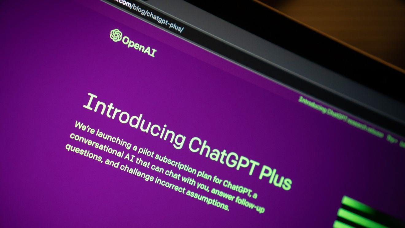 ChatGPT, investigat în Statele Unite pentru răspândirea de informaţii false şi gestionarea defectuoasă a datelor