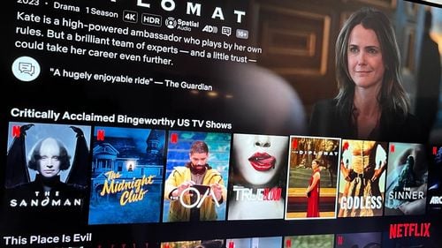 Noutăţile lunii iulie pe Netflix: "Beverly Hills Cop: Axel F.", sezonul trei din "Vikings: Valhalla", "Elite"