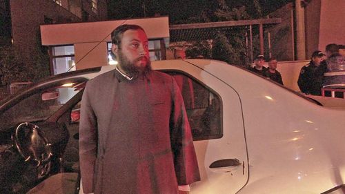 SURSE Călugărul-amant și episcopul Oradei Sofronie, implicați într-un accident rutier în Capitală