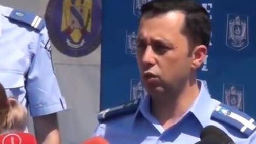 Jandarmeria anunță că a aplicat 15 sancțiuni în valoare de 7000 de lei protestatarilor anti-mască din Piața Victoriei și au amendat o persoană care ridica o dronă