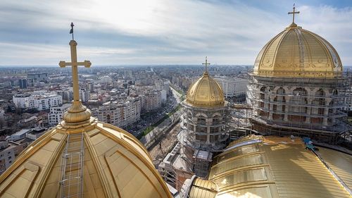 Catedrala Naţională, cea mai mare biserică ortodoxă din lume, va fi inaugurată duminică. Lăcaşul recordurilor