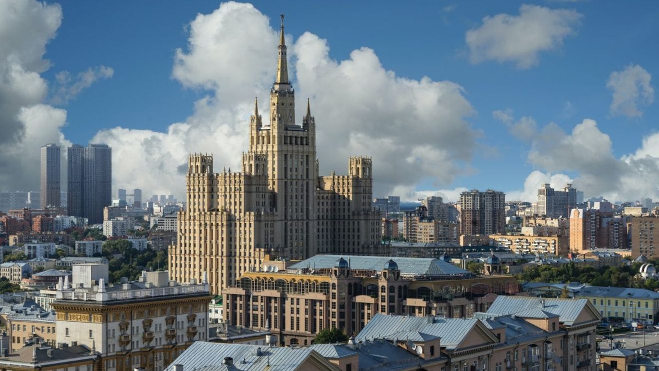 Societe Generale va înceta activitățile bancare și de asigurări în Rusia