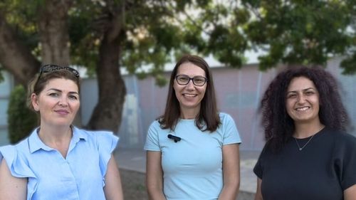 Femeile care promovează mâncarea românească într-un oraș cu 99 de naționalități: „Când merg în România, prima dată mănânc covrigi”