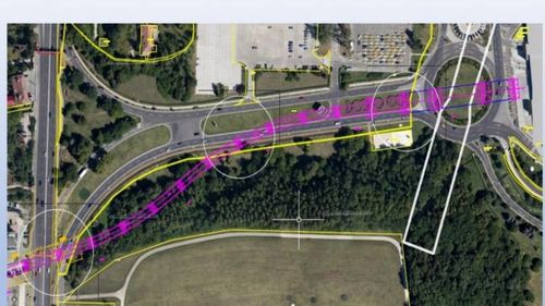 Construcția căii ferate spre aeroportul Otopeni stârnește nemulțumiri. Oamenii expropriați se plâng că primesc bani puțini și se tem că zgomotul și vibrațiile le vor face casele de nelocuit