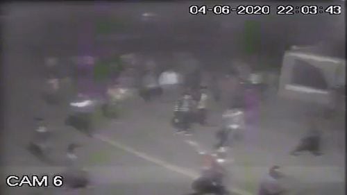 Orașul vasluian Murgeni a fost declarat „zonă specială de siguranță”, patrulată de polițiști și jandarmi / Săptămâna trecută, două clanuri de romi s-au bătut pe străzi cu bâte și săbii și și-au chemat întăriri din străinătate