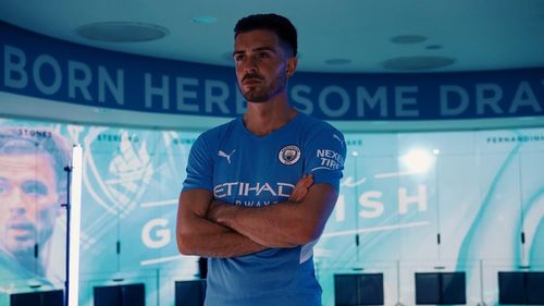 Fotbalistul englez Jack Grealish, „devastat” după ce a fost victima unui jaf de peste un milion de euro