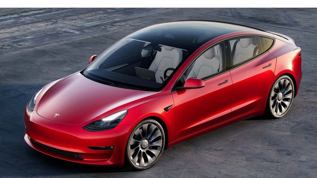 Suedia investighează Tesla pentru defecţiuni apărute la suspensia maşinilor