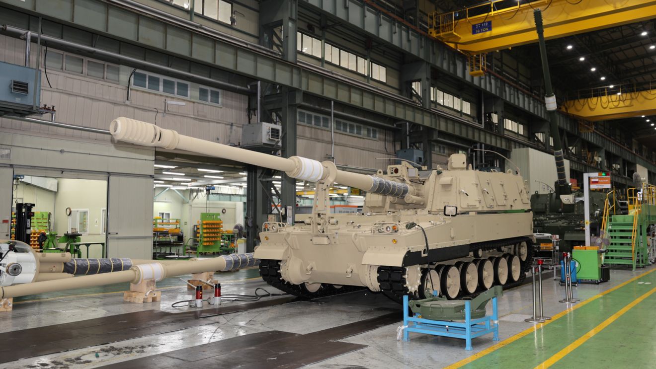 Fabrica de obuziere autopropulsate care este construită în Dâmbovița va genera într-o primă fază peste 300 de locuri de muncă / Reprezentant: Vrem să producem și pentru țările din regiune