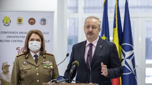 Vasile Dîncu: România consideră utilizarea diplomaţiei drept o soluţie încă viabilă pentru rezolvarea conflictului din Ucraina