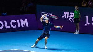 Britanicul Andy Murray, fost lider mondial al tenisului masculin, eliminat de bulgarul Grigor Dimitrov în primul tur al turneului ATP de la Brisbane