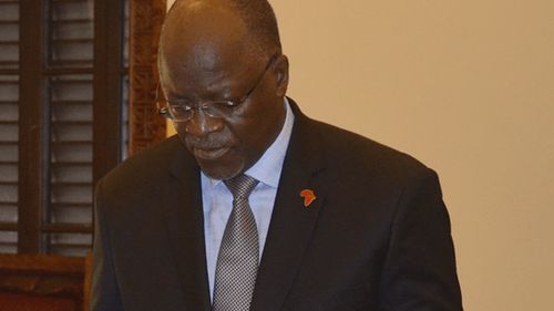 Preşedintele Tanzaniei spune că testele pentru coronavirus folosite în ţara sa dau rezultate eronate, după ce au ieșit pozitive probe recoltate de la o capră şi de la un fruct