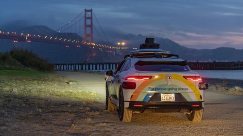 Waymo ar putea oferi în viitor posibilitatea de a deține robotaxiuri în proprietate personală