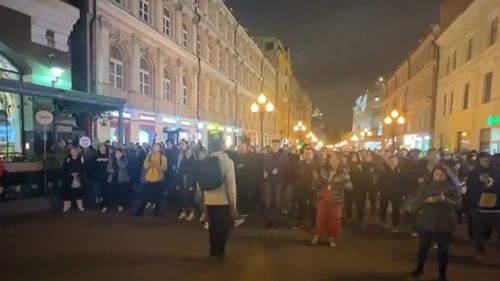 VIDEO "Trimiteți-l pe Putin în tranșee!", au scandat rușii care au protestat în Moscova împotriva mobilizării rezerviștilor