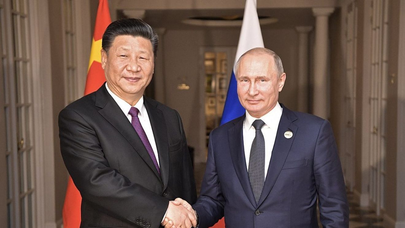 Kremlin: Vladimir Putin și Xi Jinping vor discuta miercuri despre tensiunile din Europa și „retorica foarte agresivă” a SUA și NATO