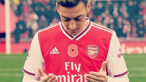 China pedepsește ”economic” echipa de fotbal Arsenal Londra după ce un fotbalist și-a exprimat susținerea pentru minoritatea musulmană supusă presiunilor Beijingului