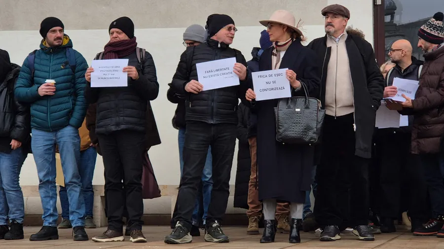 protest actori Teatrul Național „I.L. Caragiale”
