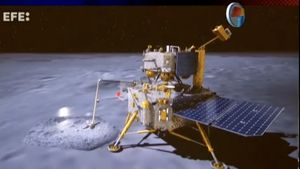 China intenționează să trimită un robot zburător pe partea îndepărtată a Lunii pentru a căuta apă