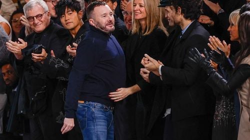 Kim Jones, director artistic al liniei de modă masculină, părăsește Dior Homme după șapte ani