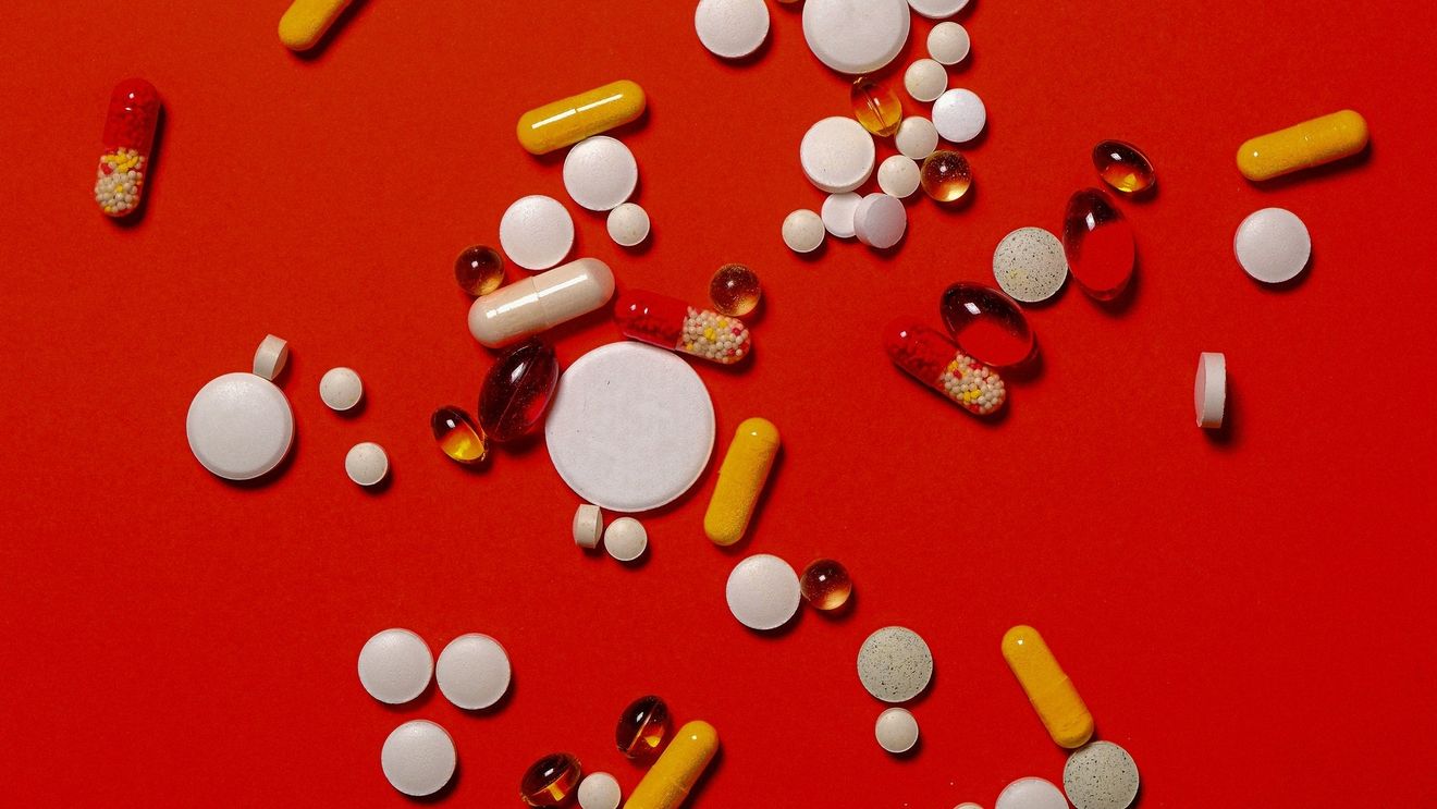 Industria farma cere Parlamentului să voteze rapid plafonarea taxei clawback