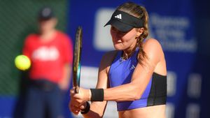 Căderea interminabilă a unei foste jucătoare de TOP 10 WTA - Kristina Mladenovic, eliminată în calificările Australian Open