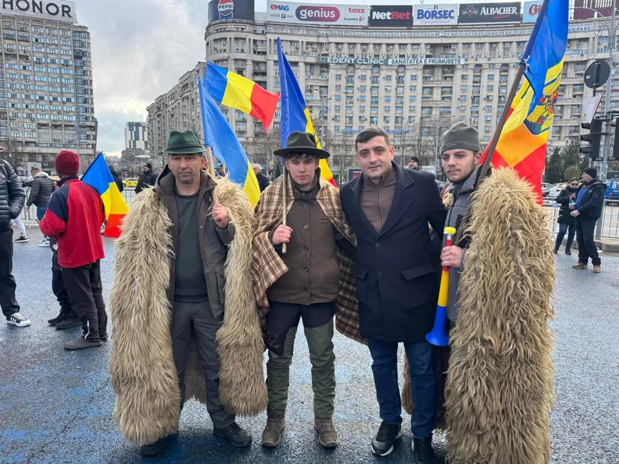 george simion la protest in piata victoriei alaturi de ciobani 