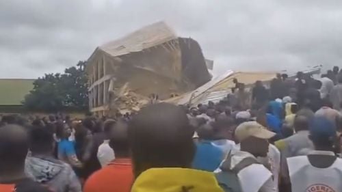UPDATE Nigeria: 21 de morți și 69 de răniți în urma prăbușirii unei școli