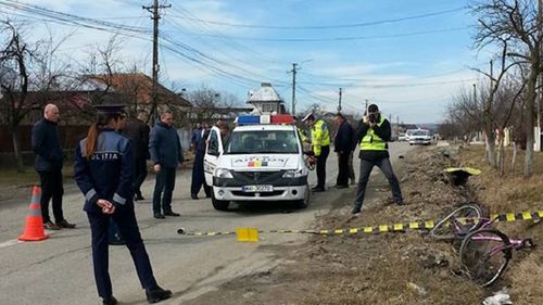 Accident în Argeș: Un autoturism a lovit o bicicletă pe care se aflau trei copii