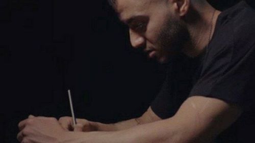 Rapperul Toomaj Salehi, considerat ”inamicul lui Allah” după ce a susținut protestele pentru moartea Mahsei Amini, riscă pedeapsa cu moartea/ Artistul este judecat cu uşile închise și nu este reprezentat juridic