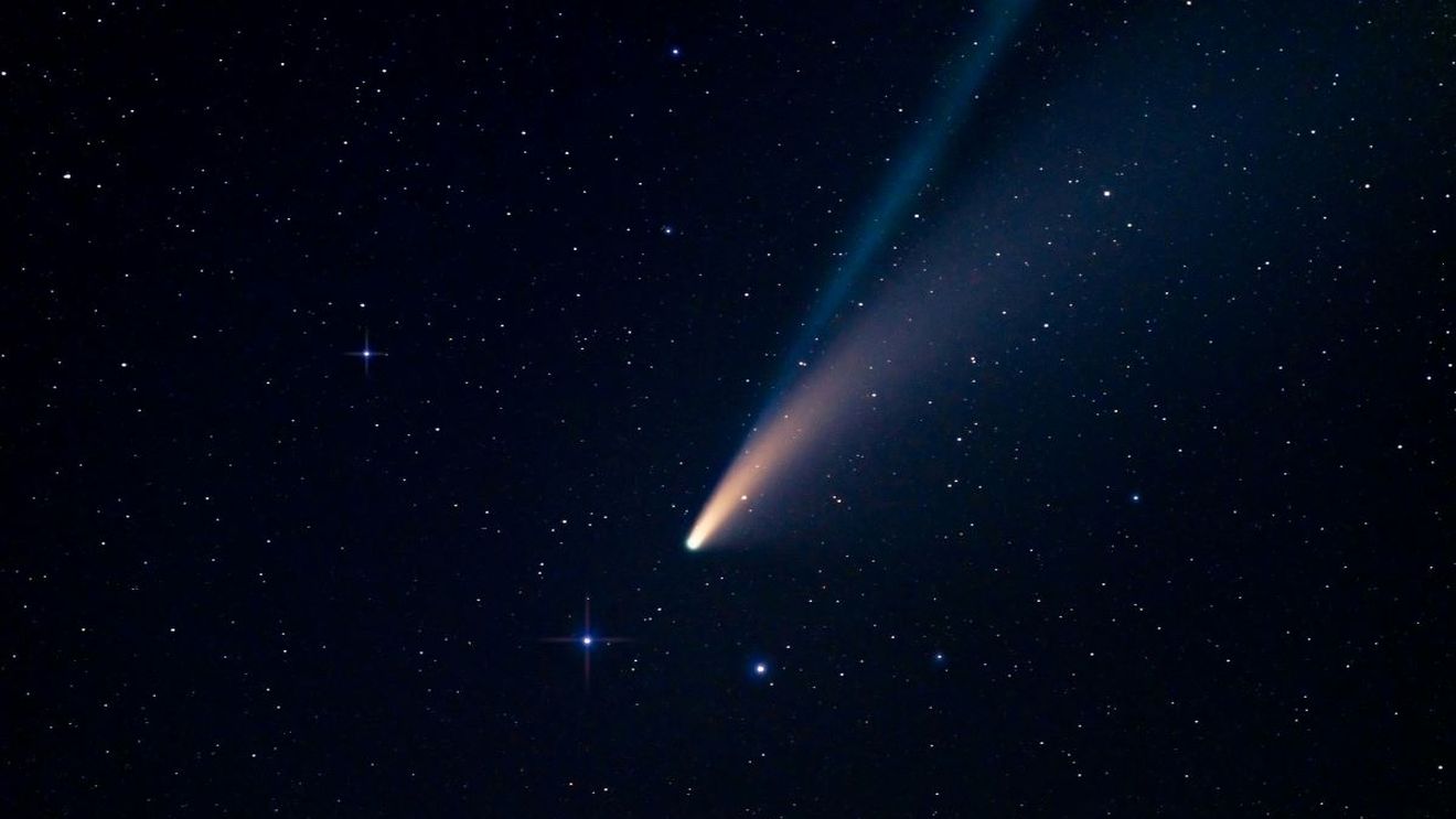 Un vizitator interstelar de dimensiunea unei planete ar fi modificat orbitele a 4 planete din sistemul solar, arată un studiu