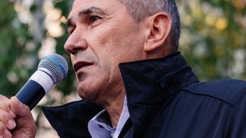 Premierul Sloveniei, o combinație de Donald Trump și Viktor Orban: Lansează pe Twitter injurii la adresa jurnaliștilor critici și deturnează criza coronavirusului în avantaj personal politic