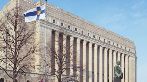 Finlanda hotărăşte să mai menţină deschis doar un singur post la frontiera cu Rusia / Moscova, suspectată că orchestrează o criză a migrației